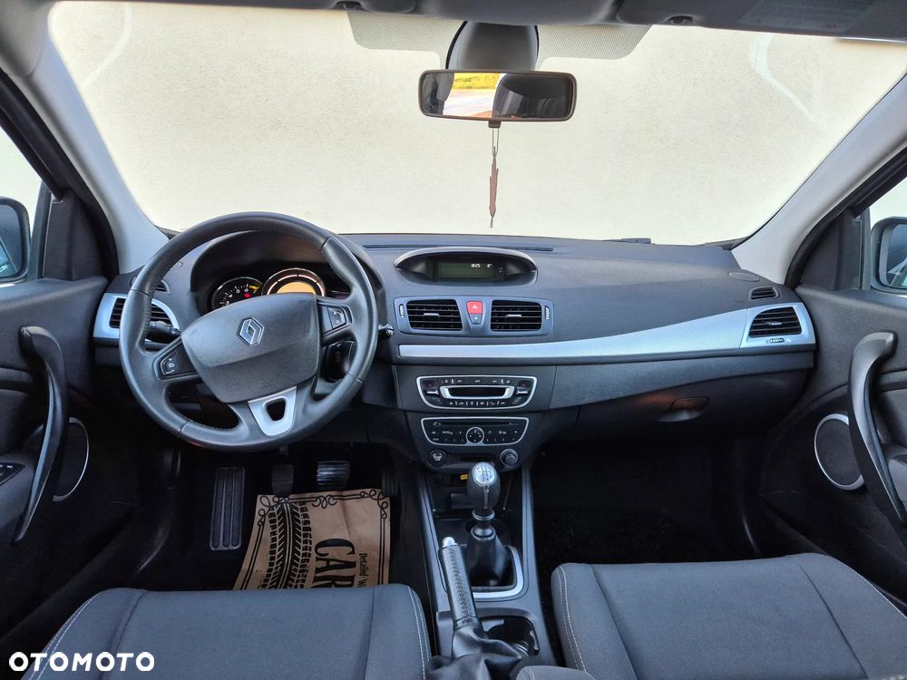 Renault Megane 1.6 16V 110 LIMITED - 7