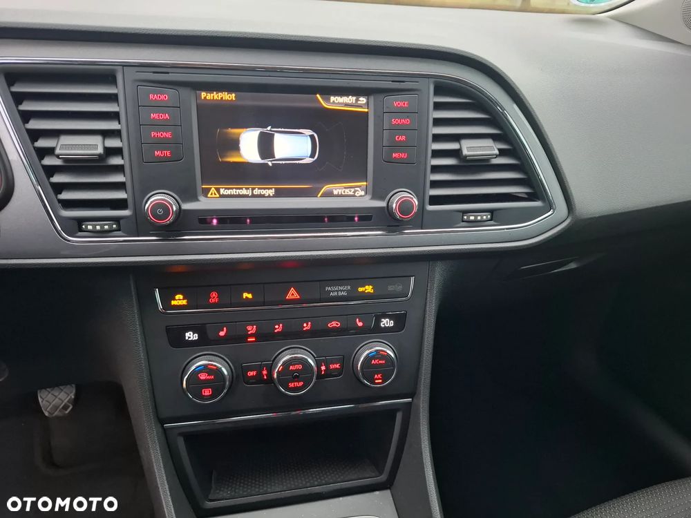 Seat Leon 2.0 TDI DPF Ecomotive FR - 32