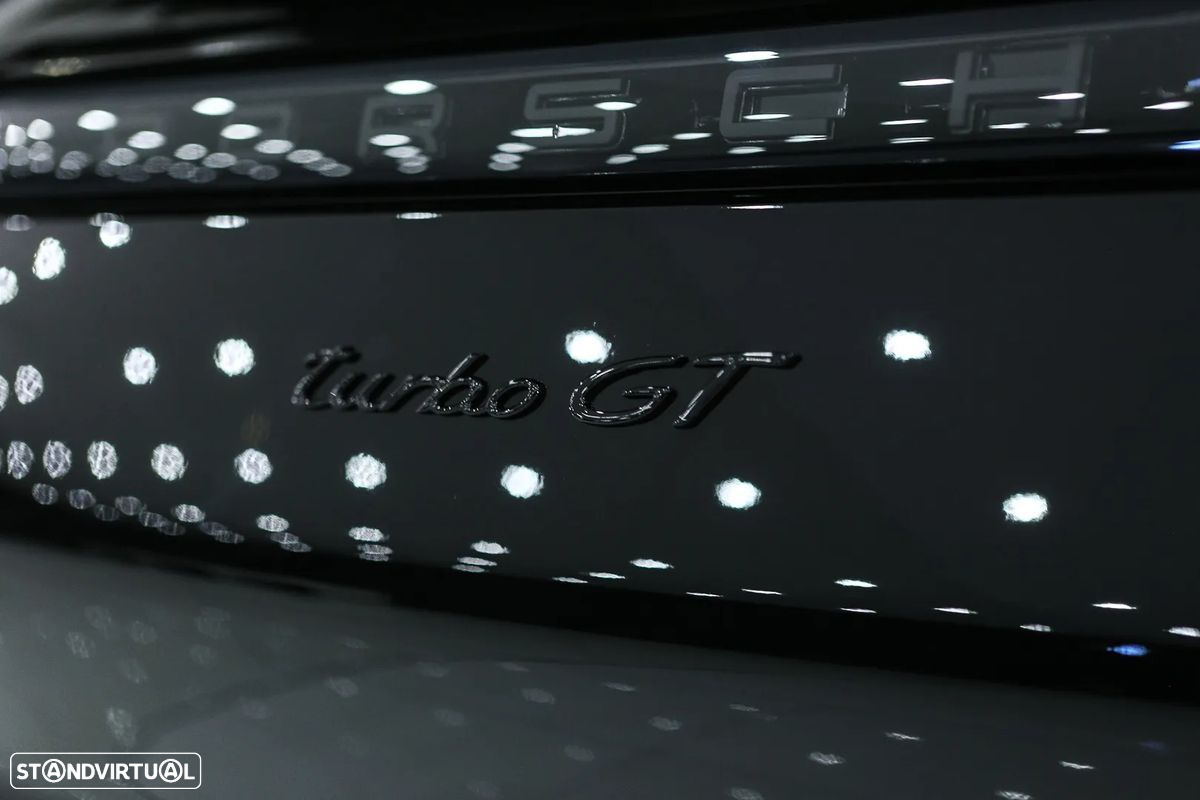 Porsche Cayenne Turbo GT - 21