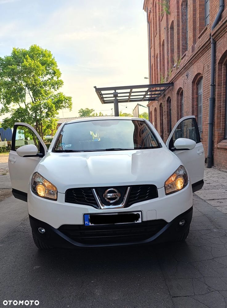 Nissan Qashqai - 1