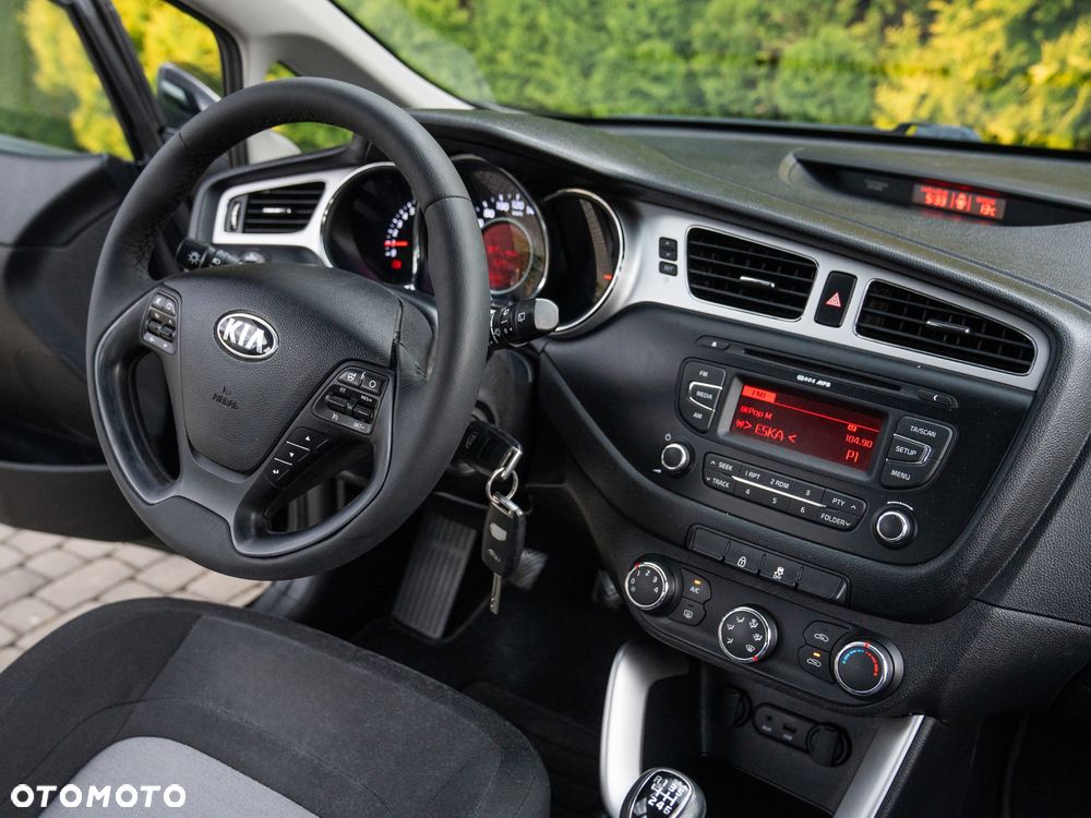 Kia Ceed 1.6 GDI Spirit - 28
