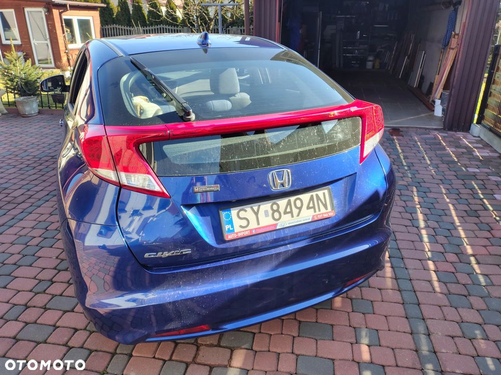 Honda Civic 1.8 i-VTEC Sport - 6