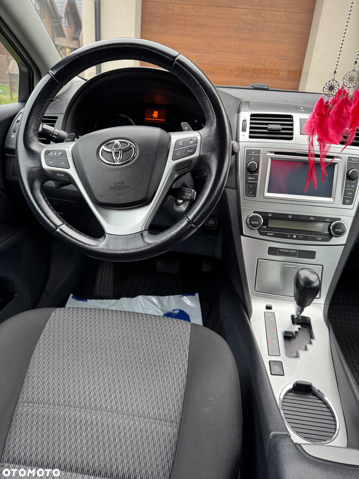 Toyota Avensis - 11