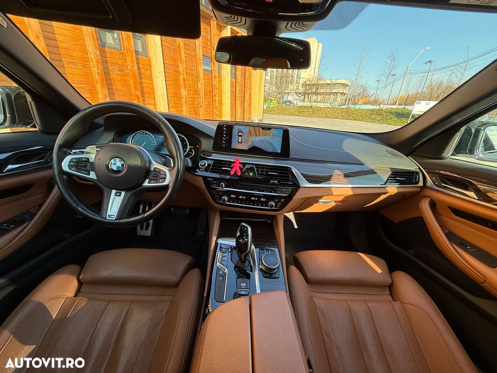 BMW Seria 5 530d xDrive AT - 14