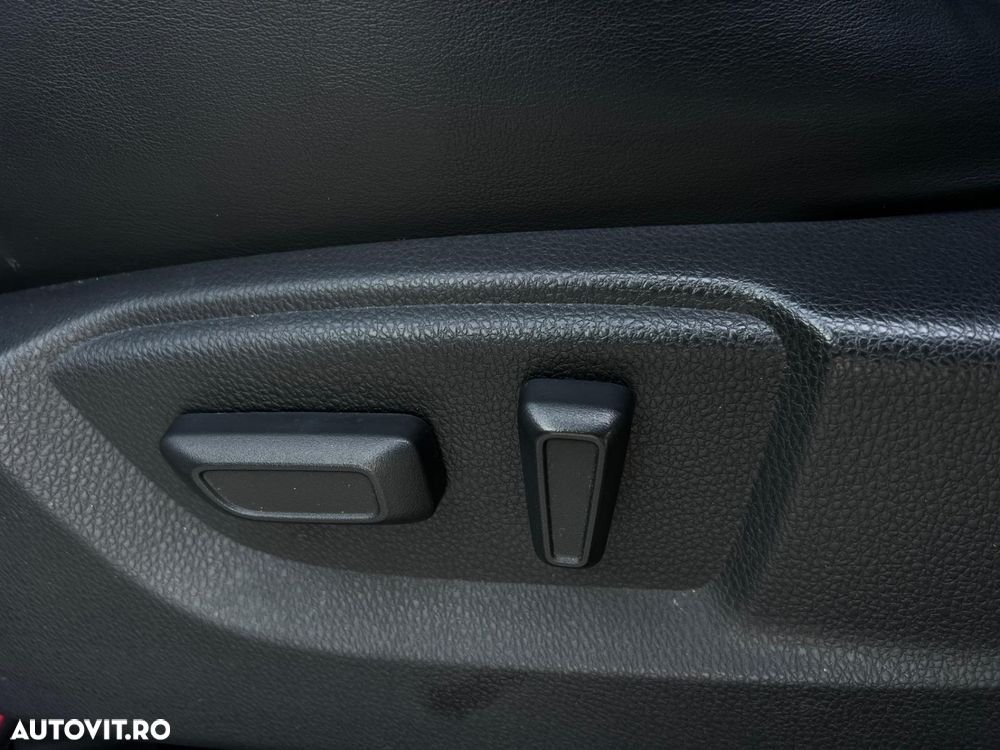 Mitsubishi Eclipse-Cross Plug-In Hybrid 4WD Plus Select - 13