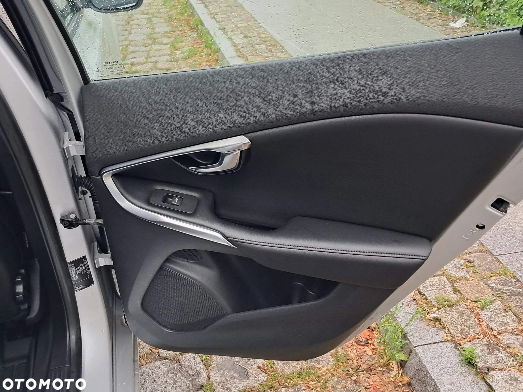 Volvo V40 D2 Drive-E Momentum - 21