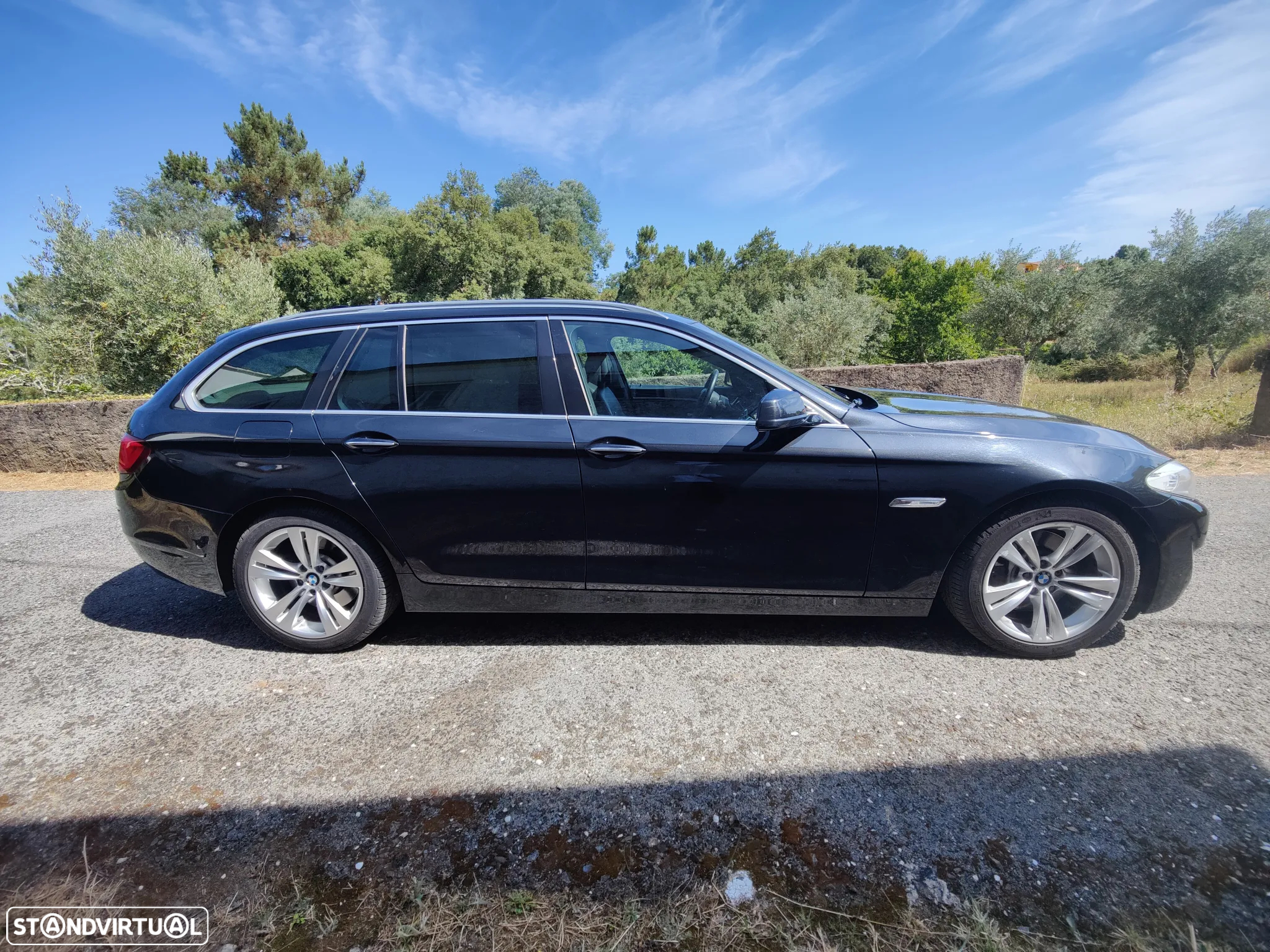 BMW 530 d Touring Aut. Luxury Line - 24