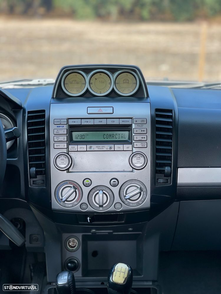 Ford Ranger 2.5 TDCi CD XLT - 15
