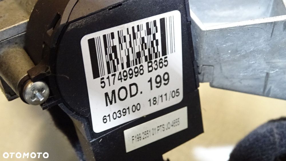 KOLUMNA KIEROWNICZA ZE STACYJKĄ FIAT GRANDE PUNTO 1.3MJTD - 6