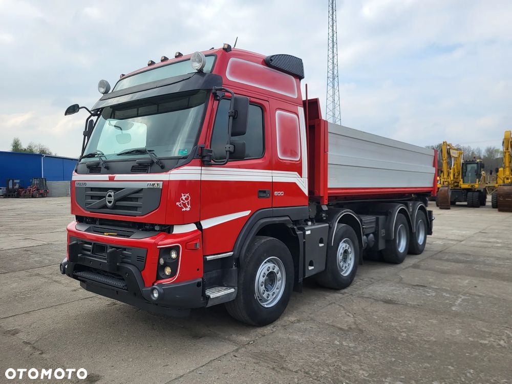 Volvo FMX 500 8x4 3-str Wywrotka Bordmatic hydroburta - 1