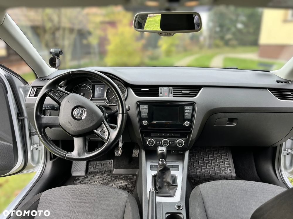 Skoda Octavia 1.4 TSI Ambition - 8