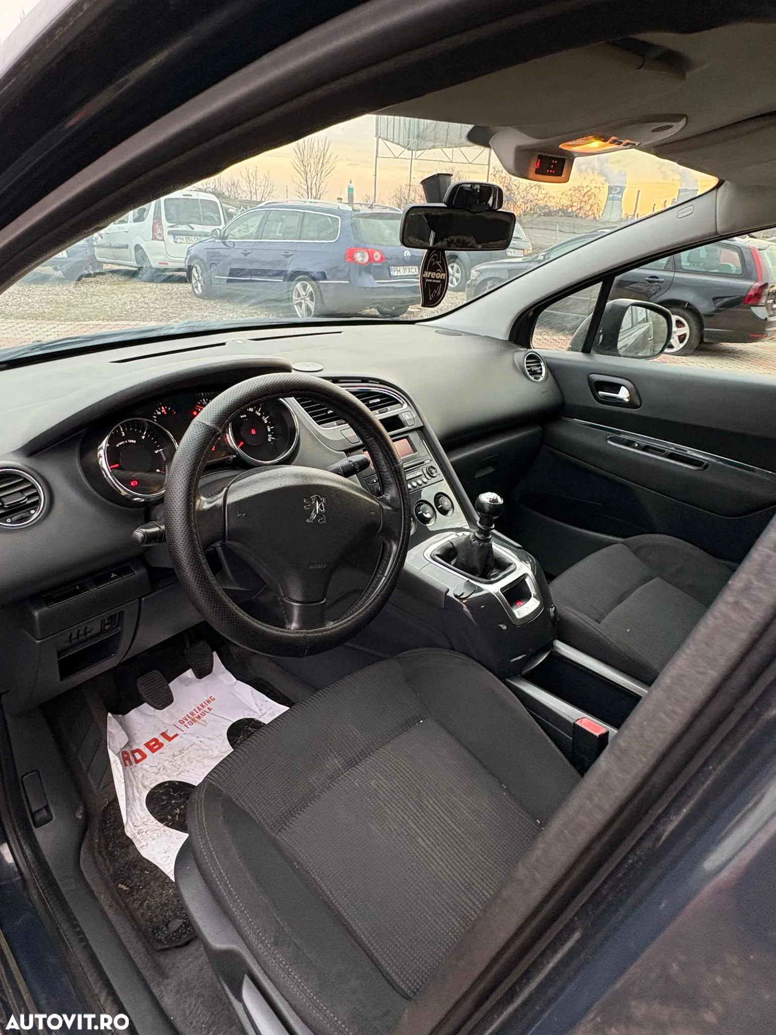 Peugeot 5008 - 5