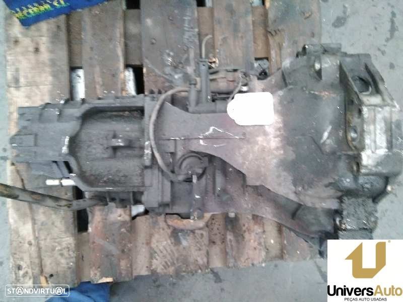 CAIXA VELOCIDADES AUDI A4 1998 -DVX - 1
