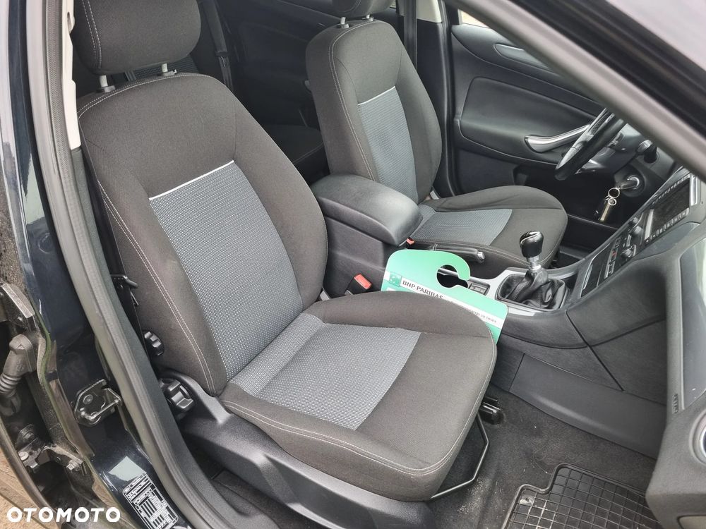 Ford Mondeo SW 1.6 TDCi Champions Edition - 22
