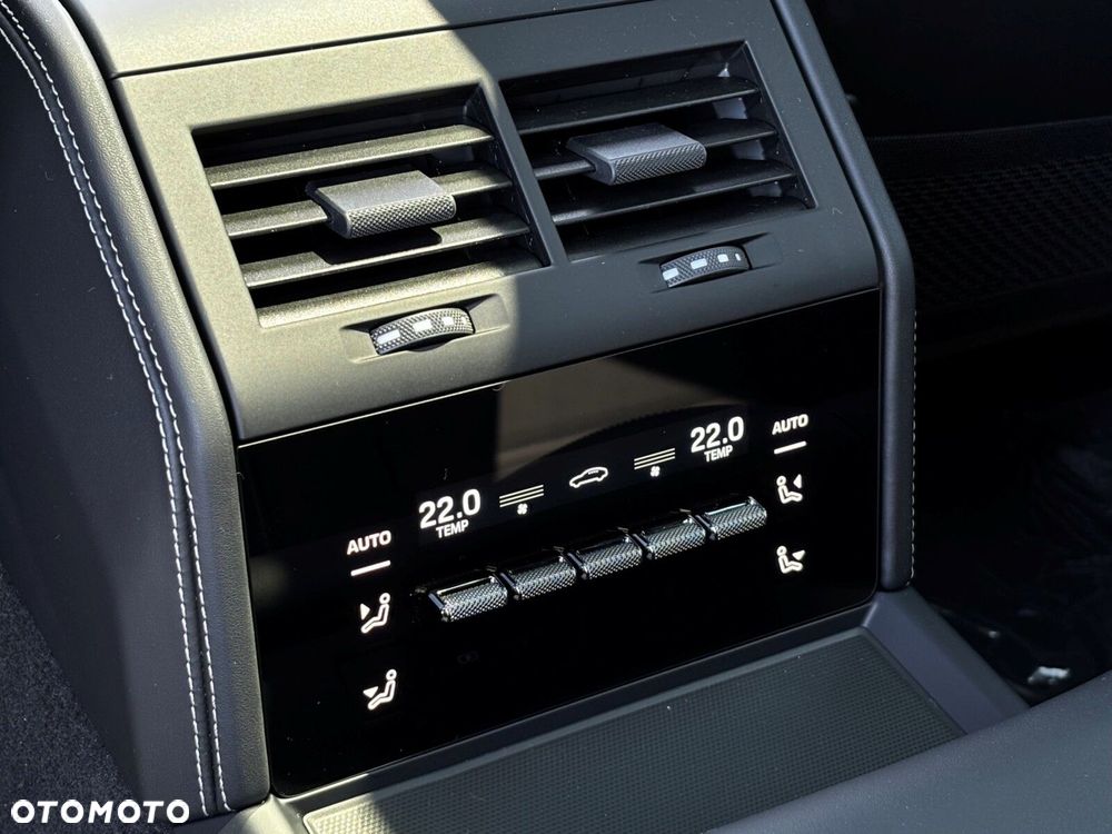 Porsche Panamera - 31