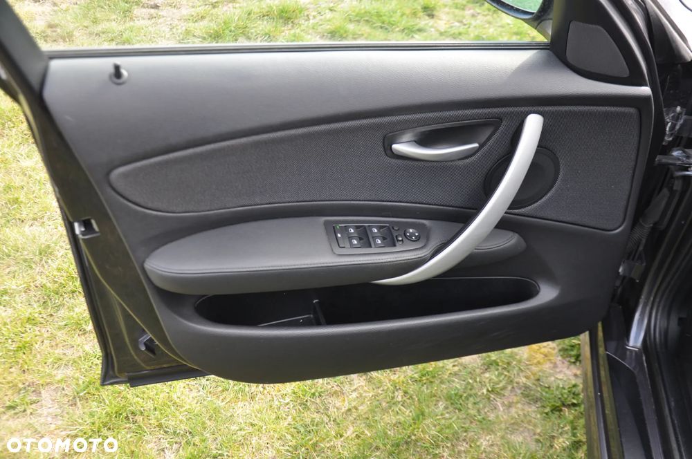 BMW Seria 1 118d - 17
