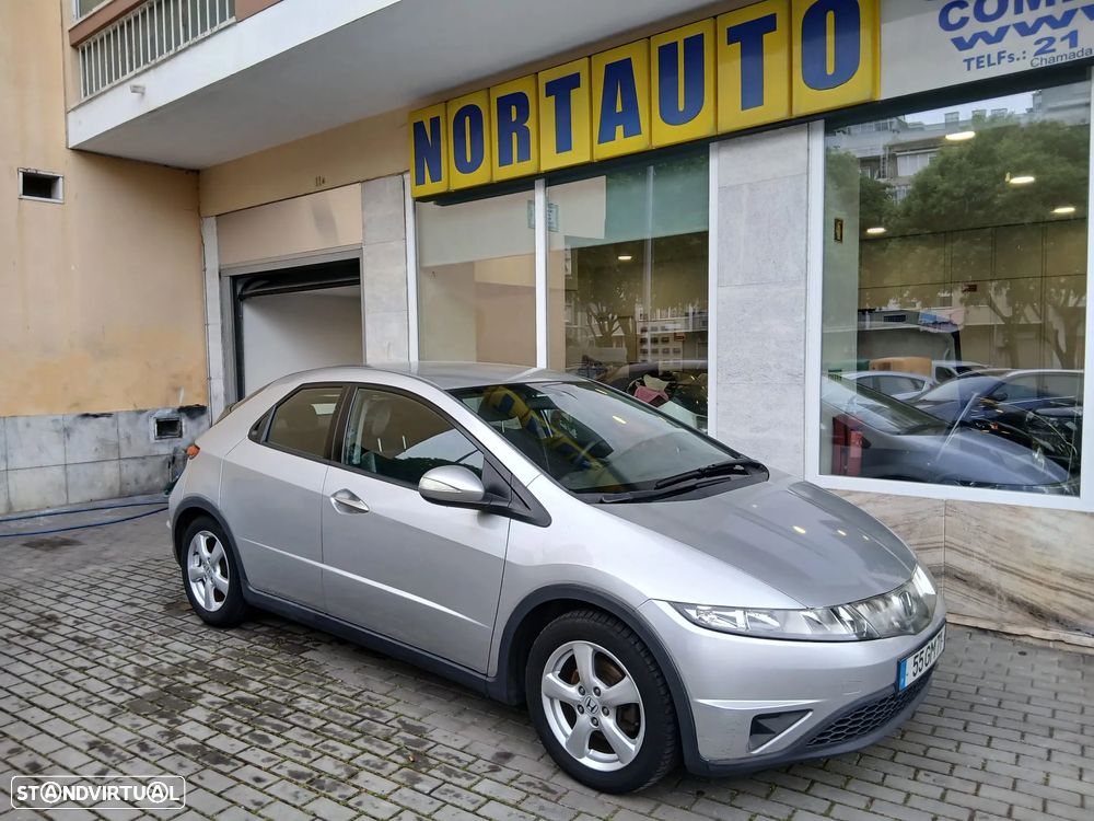 Honda Civic 1.4 Comfort - 1