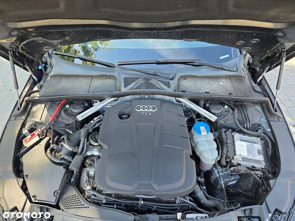 Audi A4 Avant 2.0 TDI design - 34
