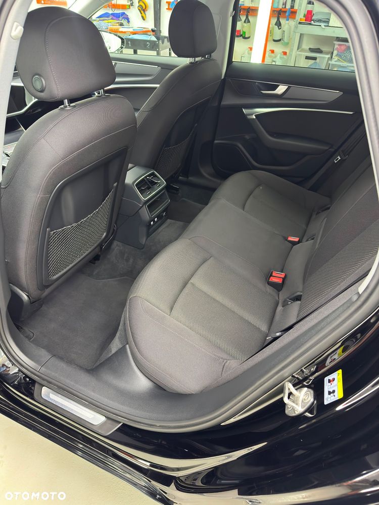 Audi A6 Avant - 17