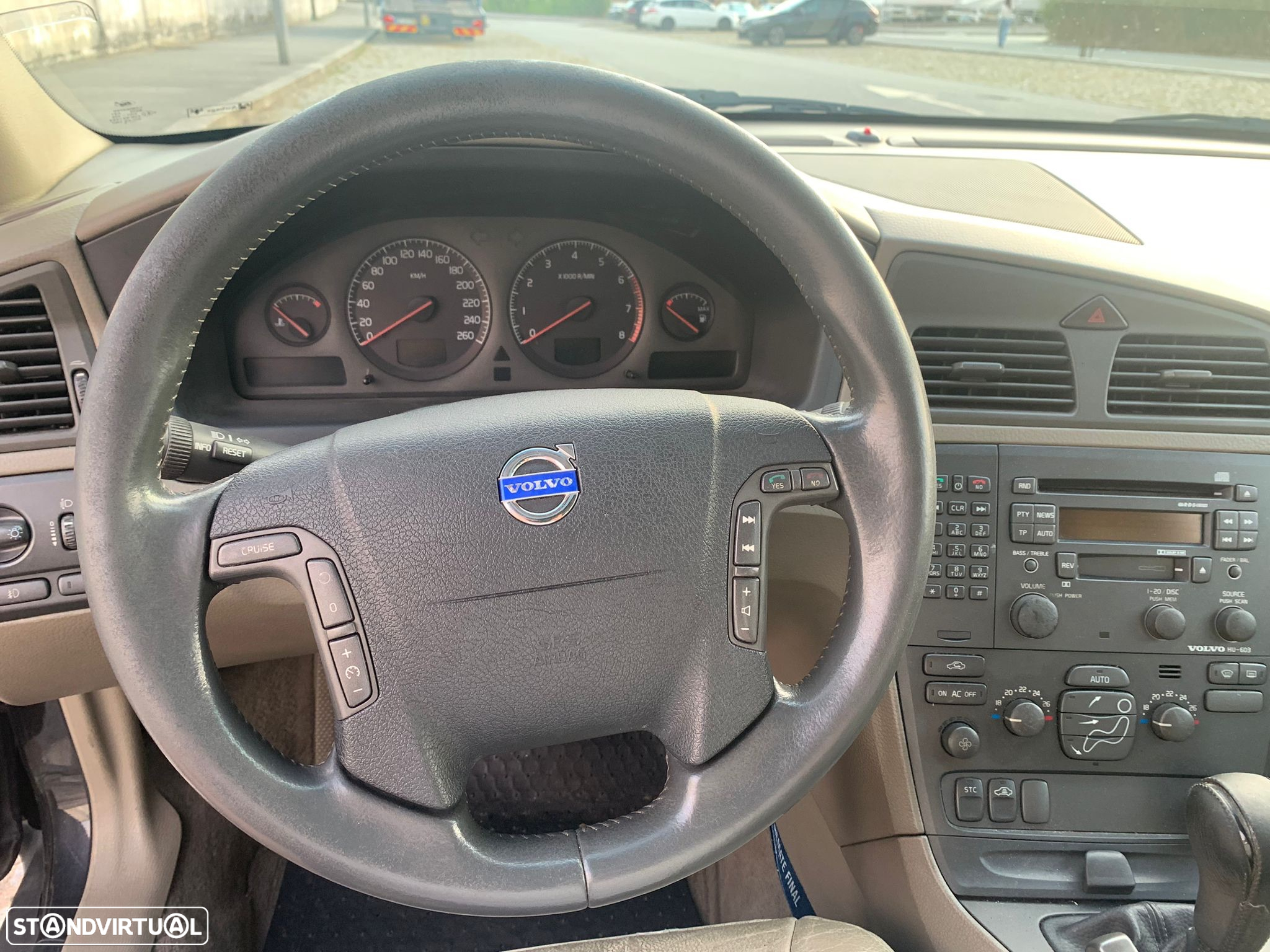 Volvo V70 T5 - 14