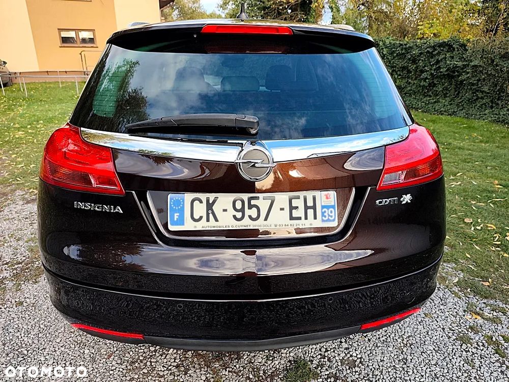 Opel Insignia 2.0 CDTI Sports Tourer 4x4 ecoFLEXStart/S Design Edition - 4