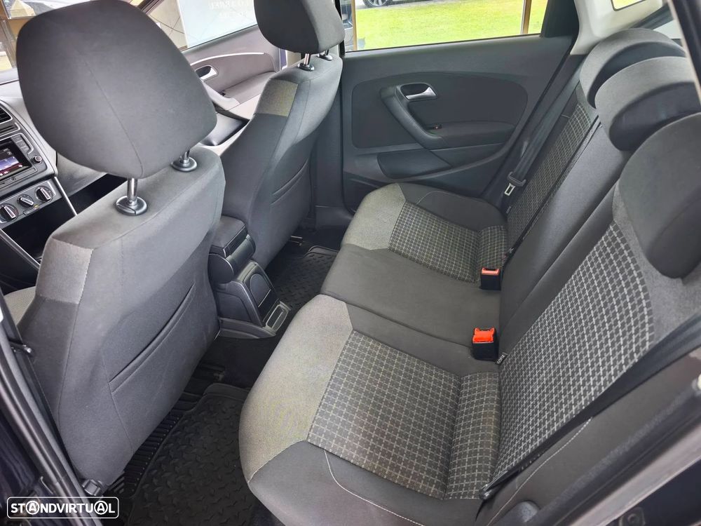 VW Polo 1.4 TDi BlueMotion - 11