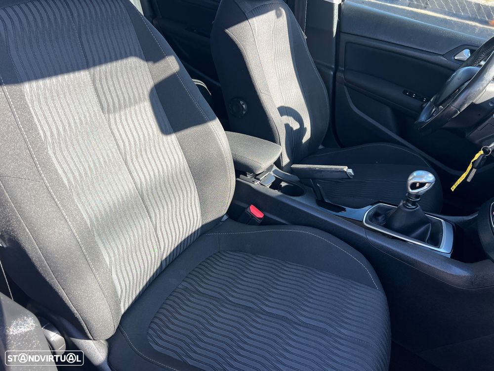 Peugeot 308 SW 1.2 PureTech Style - 26