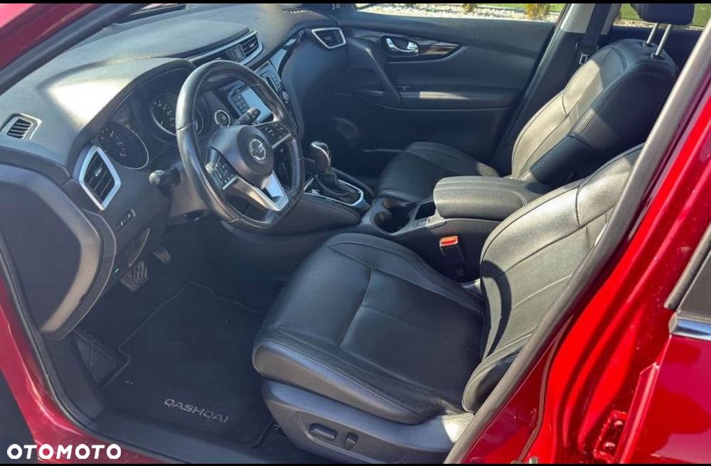 Nissan Qashqai 1.2 DIG-T Xtronic TEKNA+ - 18