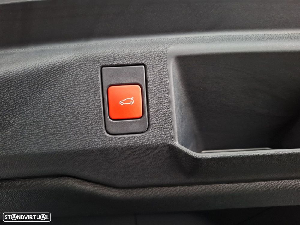 Peugeot 5008 1.2 Hybrid GT e-DCS6 - 23