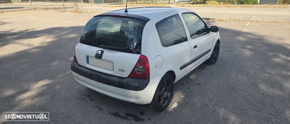 Renault Clio 1.5 dCi Confort - 6