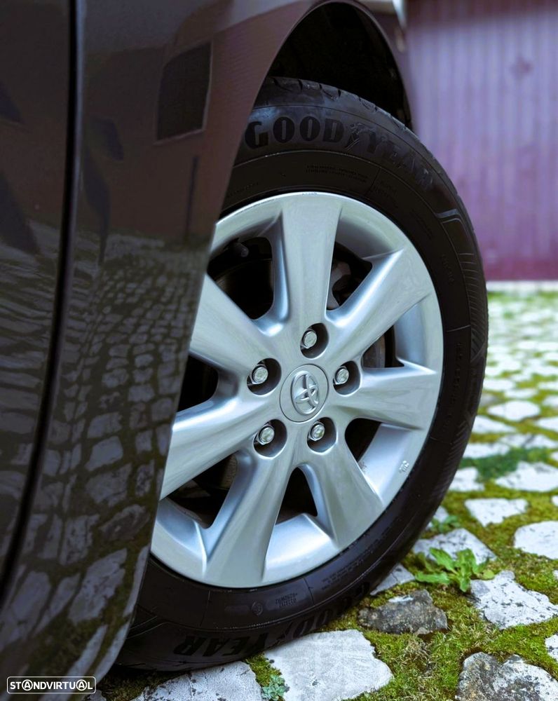 Toyota Auris 1.4 D-4D Sol - 7