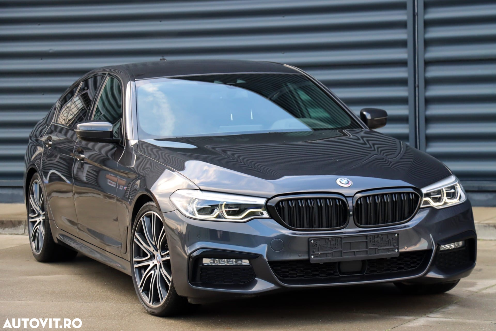 BMW Seria 5 520d Aut. M Sport Edition - 14