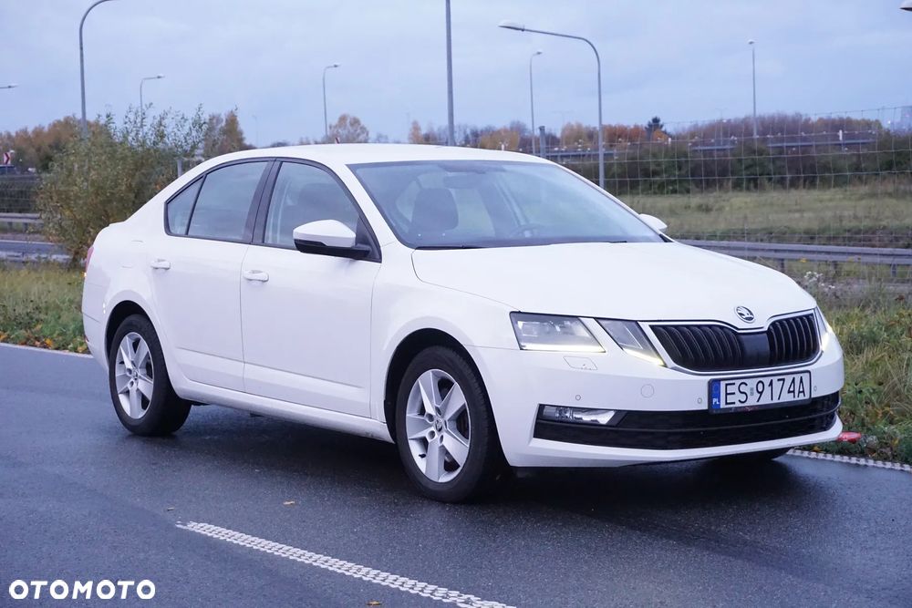 Skoda Octavia 2.0 TSI Ambition DSG - 3