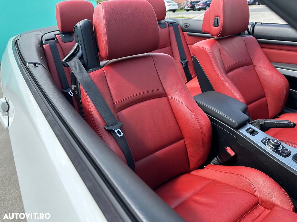 BMW Seria 3 320d DPF M Sport Edition - 24