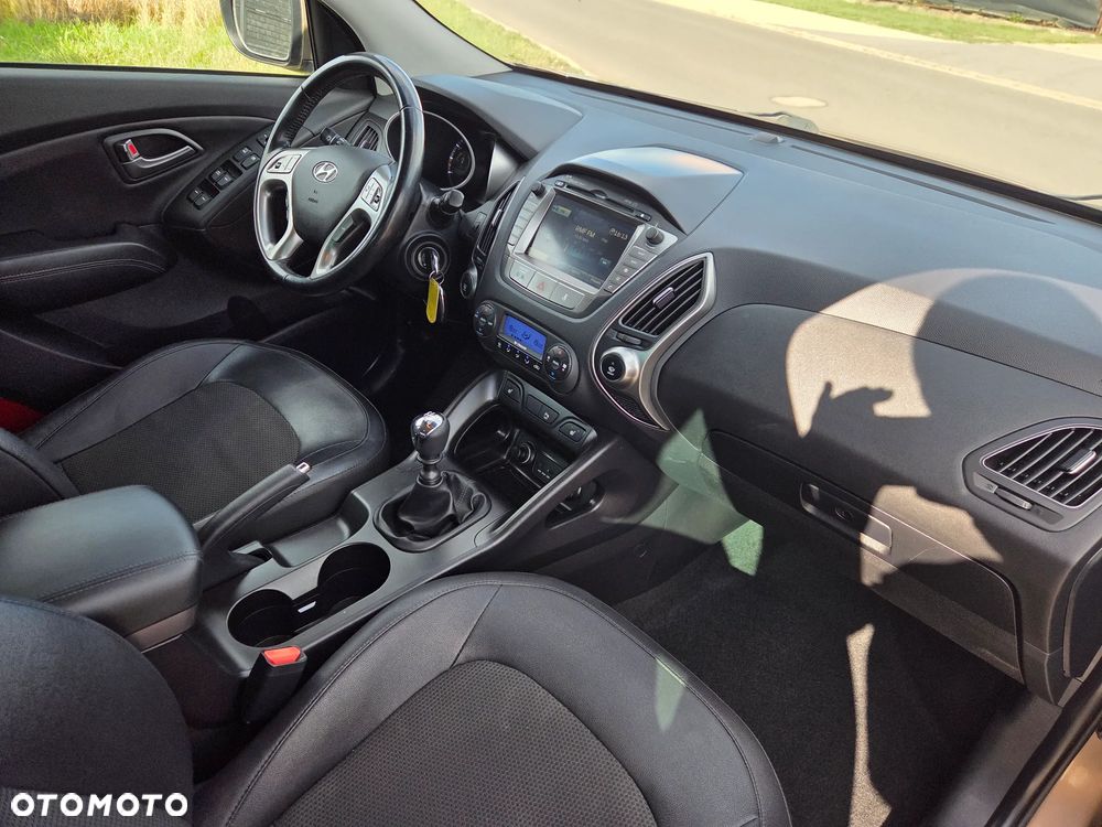 Hyundai ix35 1.6 2WD blue Style - 13