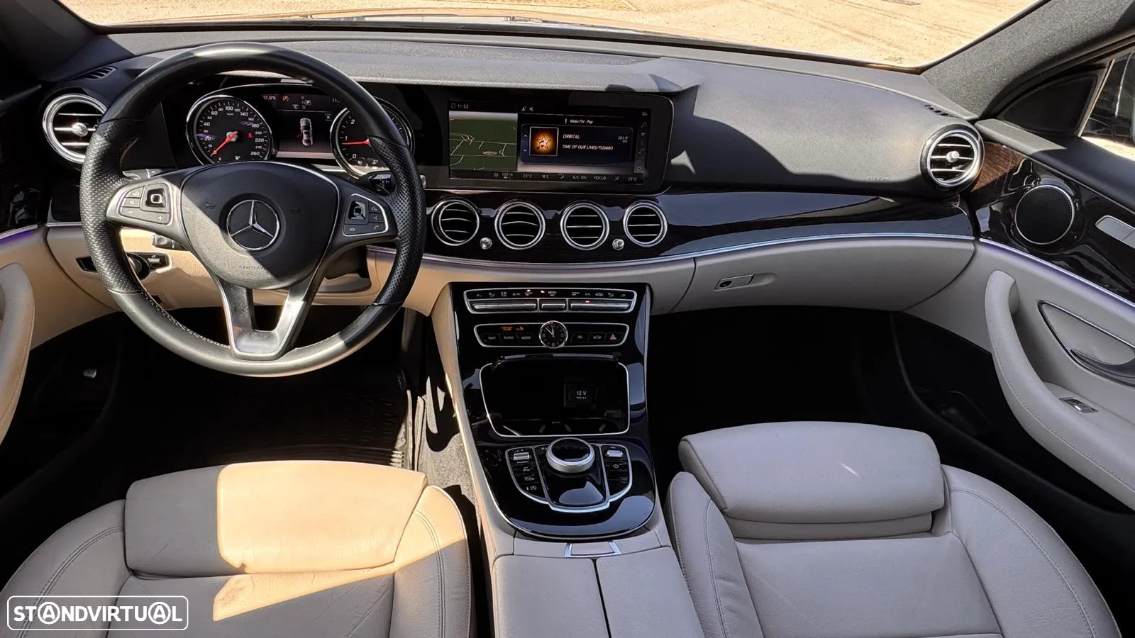 Mercedes-Benz E 220 d Exclusive Line - 14