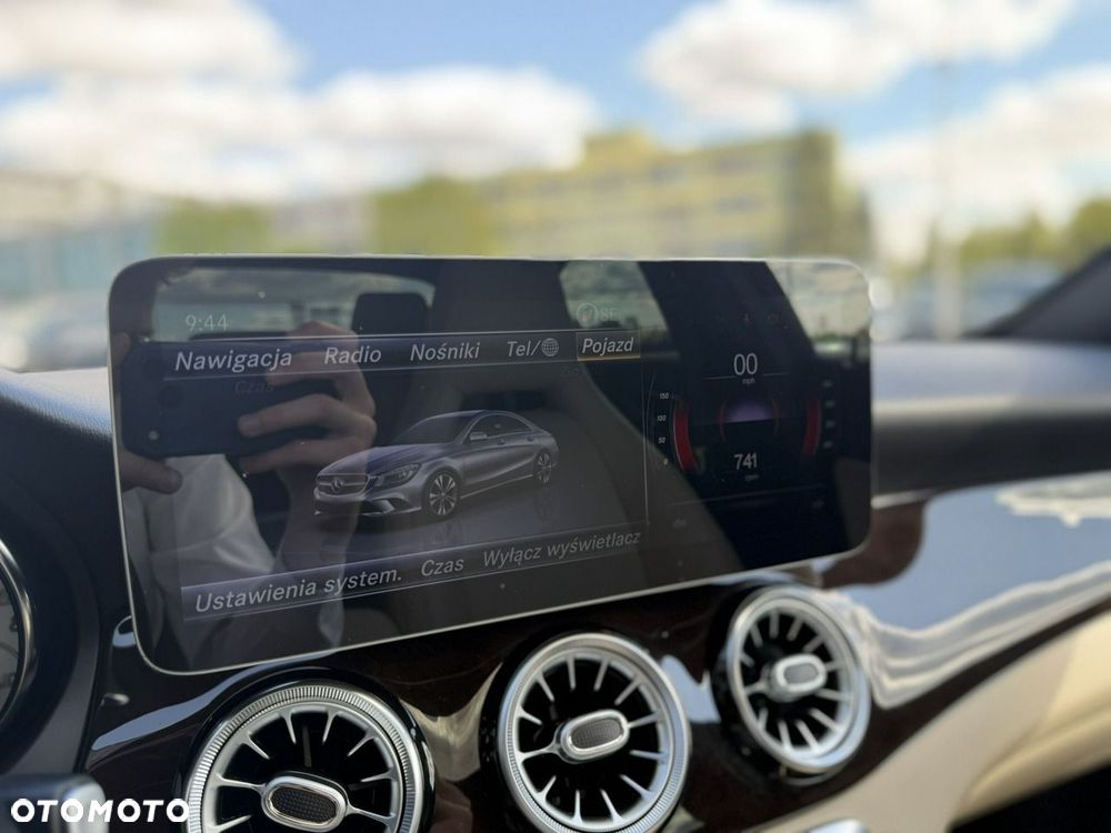Mercedes-Benz CLA - 35