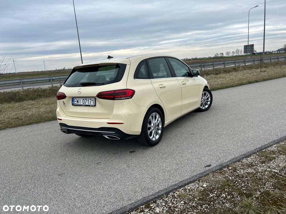 Mercedes-Benz Klasa B 180 d 7G-DCT - 4
