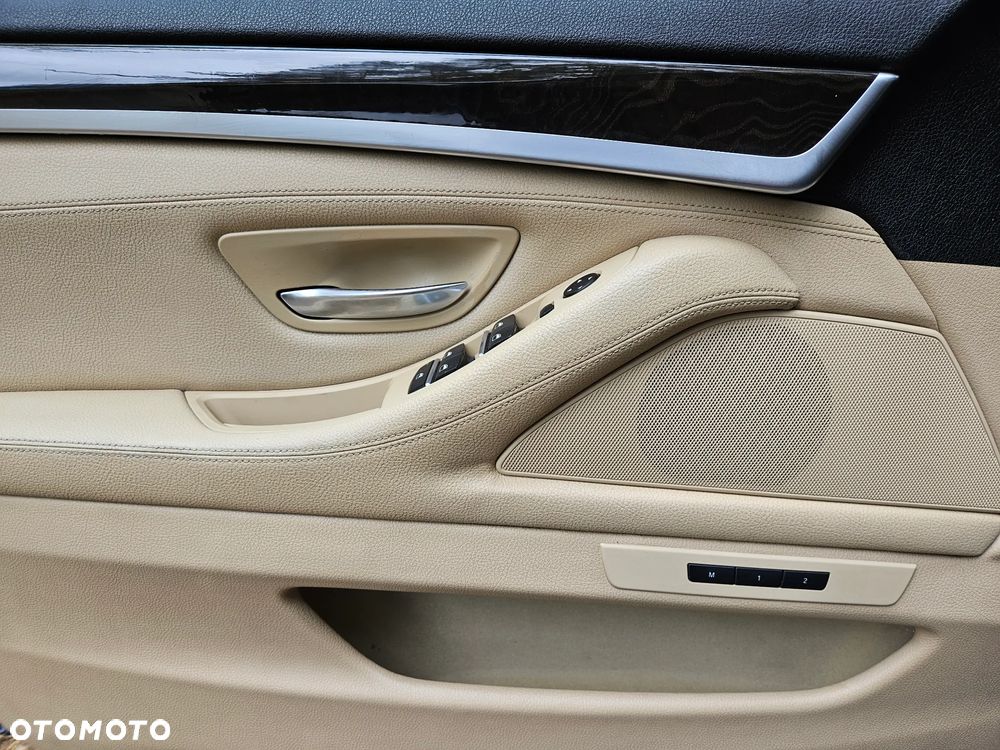 BMW Seria 5 - 16