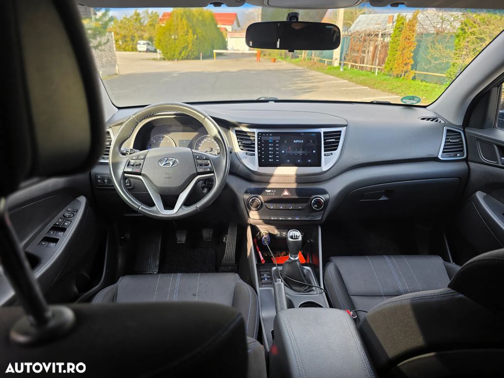 Hyundai Tucson blue 1.7 CRDi 2WD Style - 11