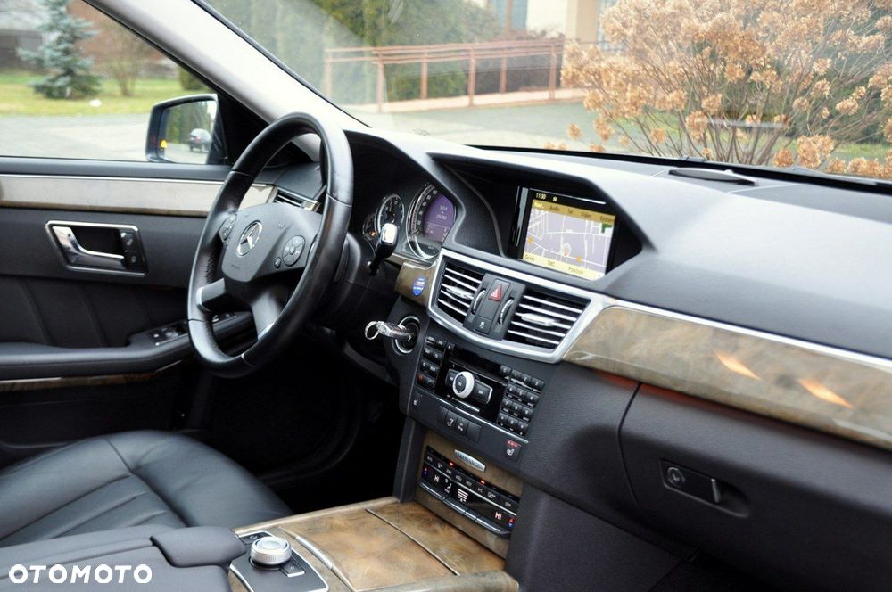 Mercedes-Benz Klasa E - 18