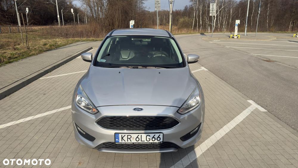 Ford Focus - 8