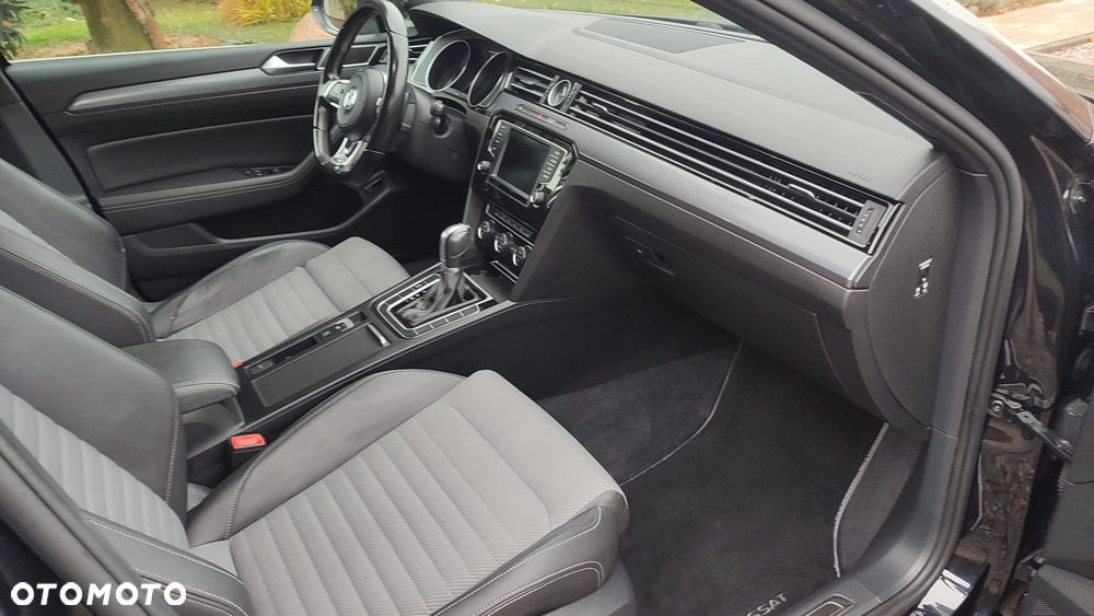 Volkswagen Passat 2.0 TDI BMT Highline DSG - 29
