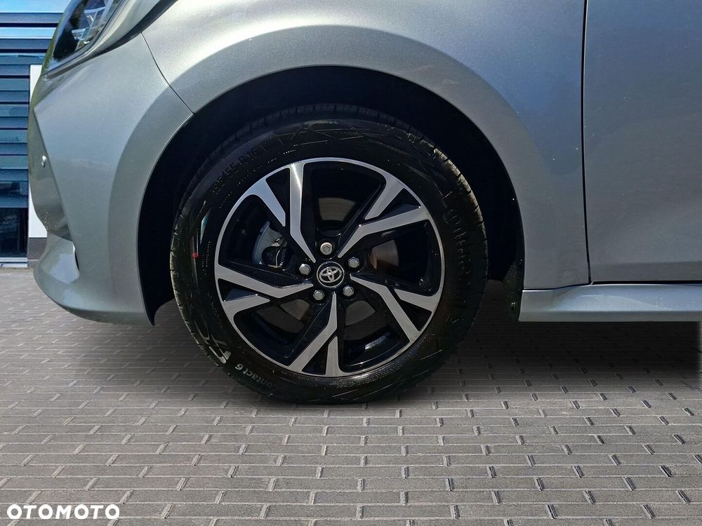 Toyota Yaris Hybrid 1.5 Style - 28