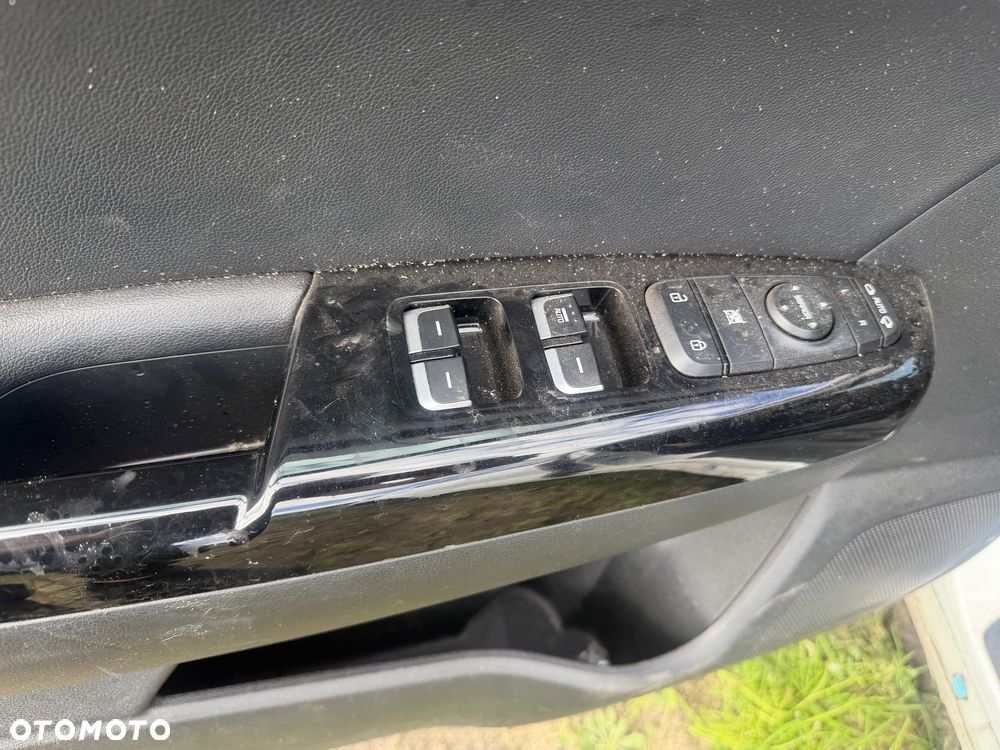 Kia Sportage 1.6 CRDI AWD DCT PLATINUM - 11