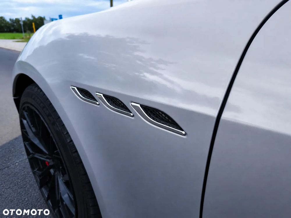 Maserati Ghibli S Q4 - 13