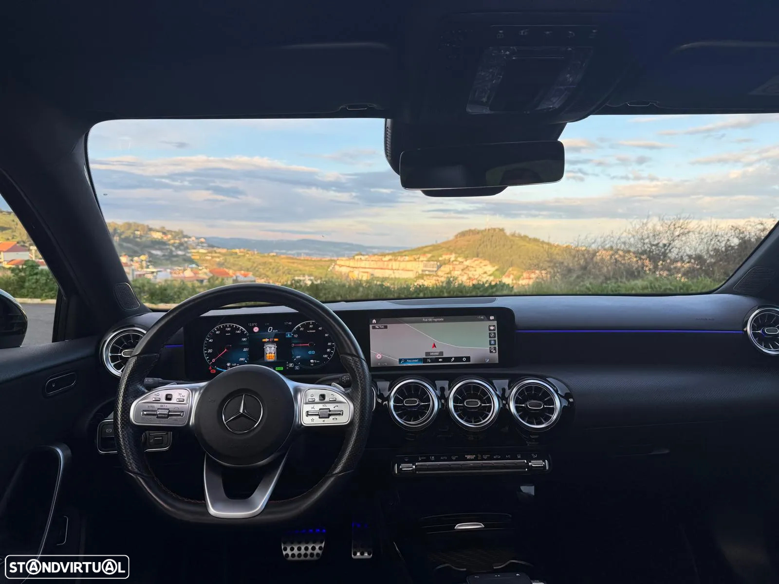 Mercedes-Benz A 250 Limousine e AMG Line - 16