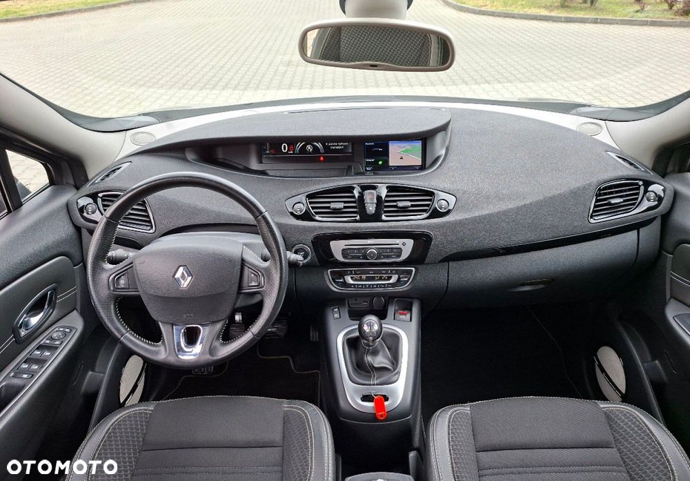 Renault Scenic - 25