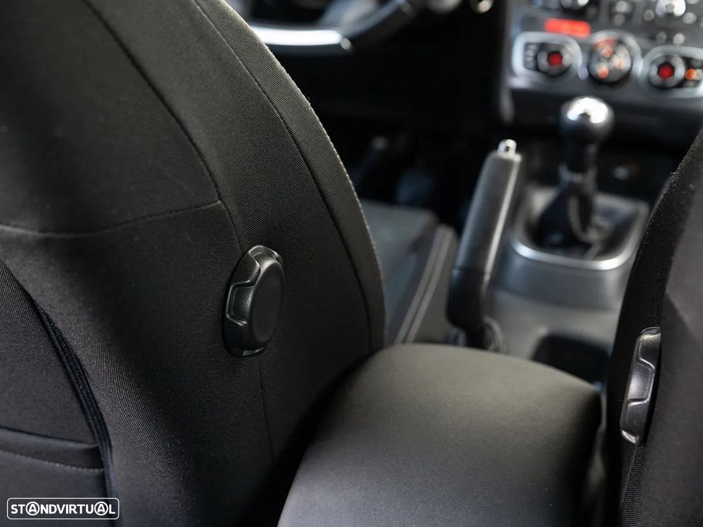 Citroën C4 1.6 HDi Attraction - 19