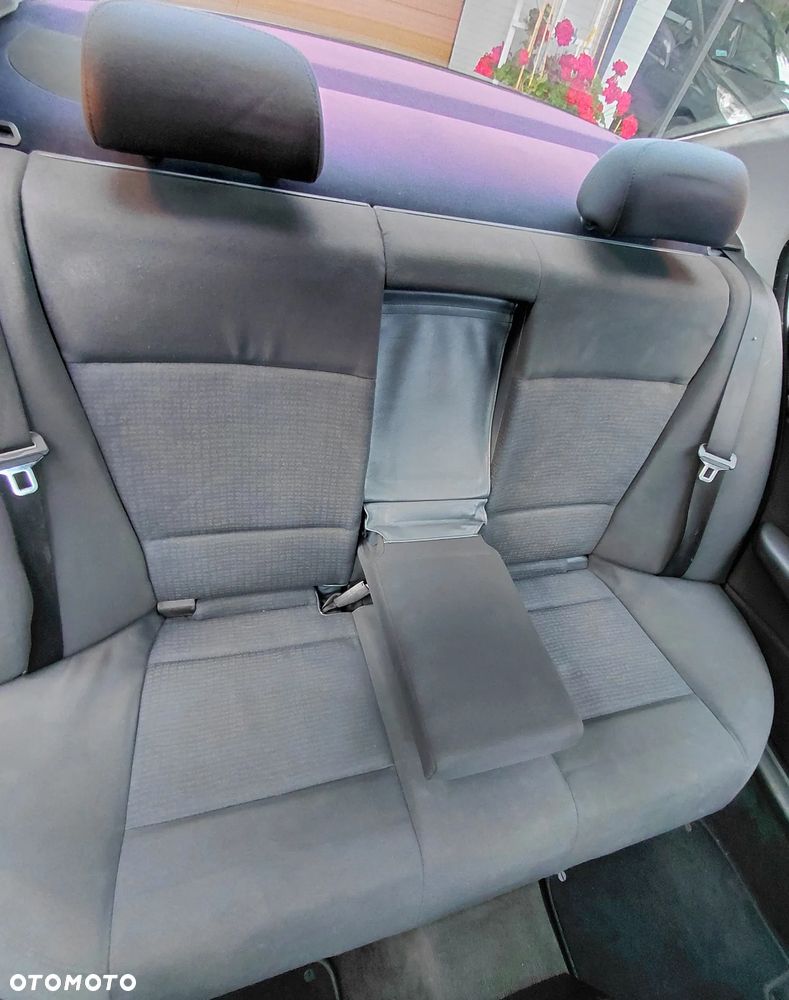 BMW Seria 3 316i - 13